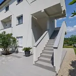 Karmen Apartmán Šilo