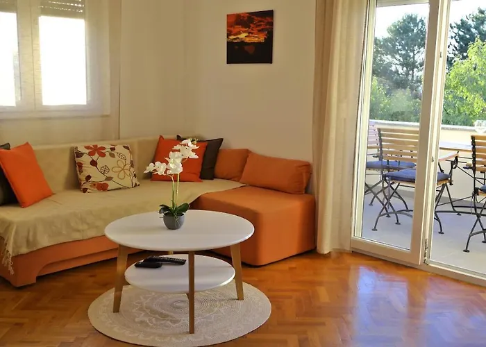 Karmen Apartament