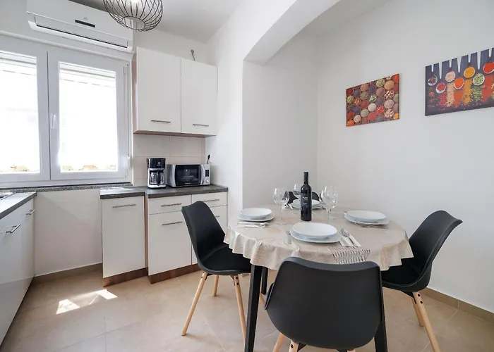 Karmen Apartman