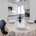 Apartament Karmen *